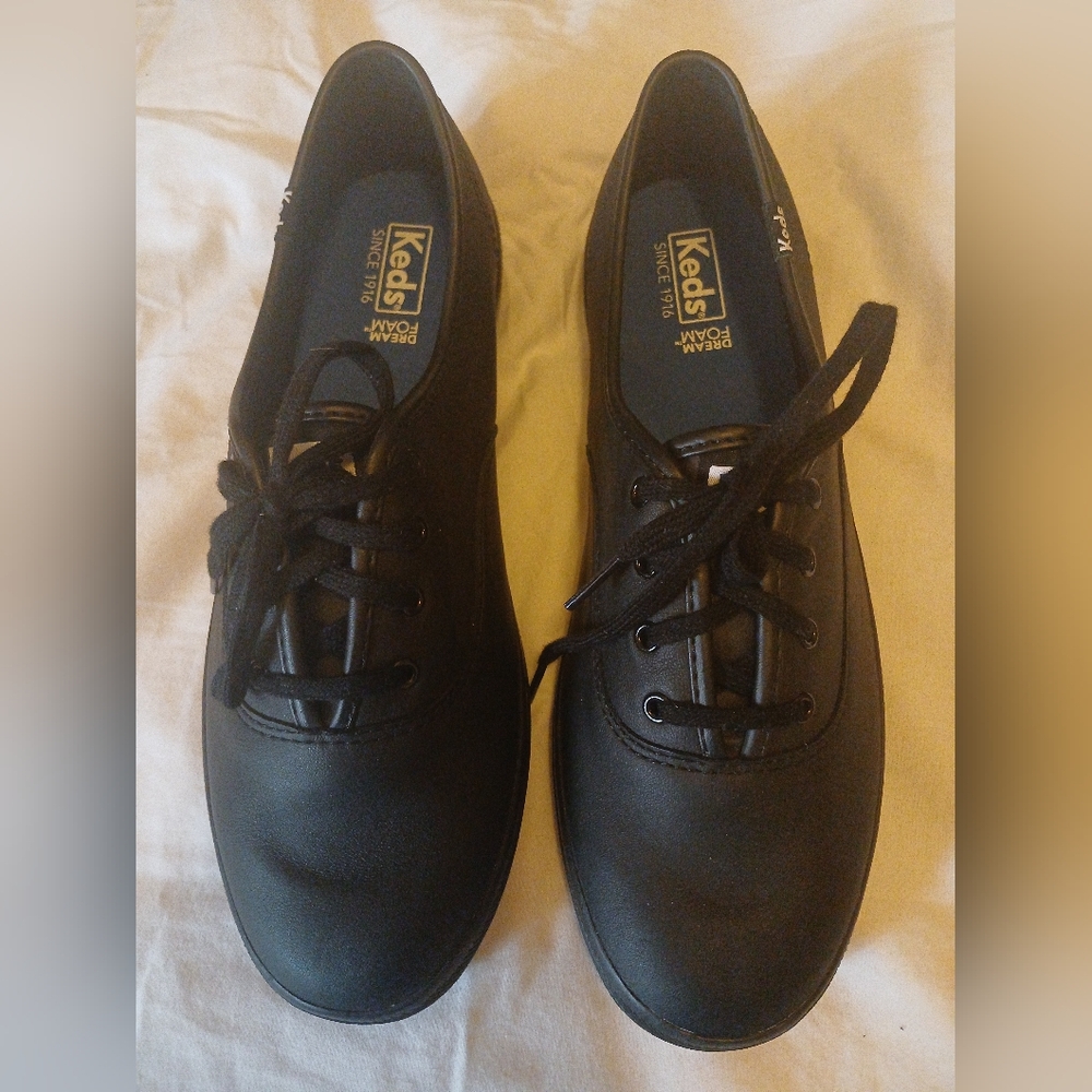 New Keds Womens Champion Leather Lace Up Sneaker, Black 9 1/2W